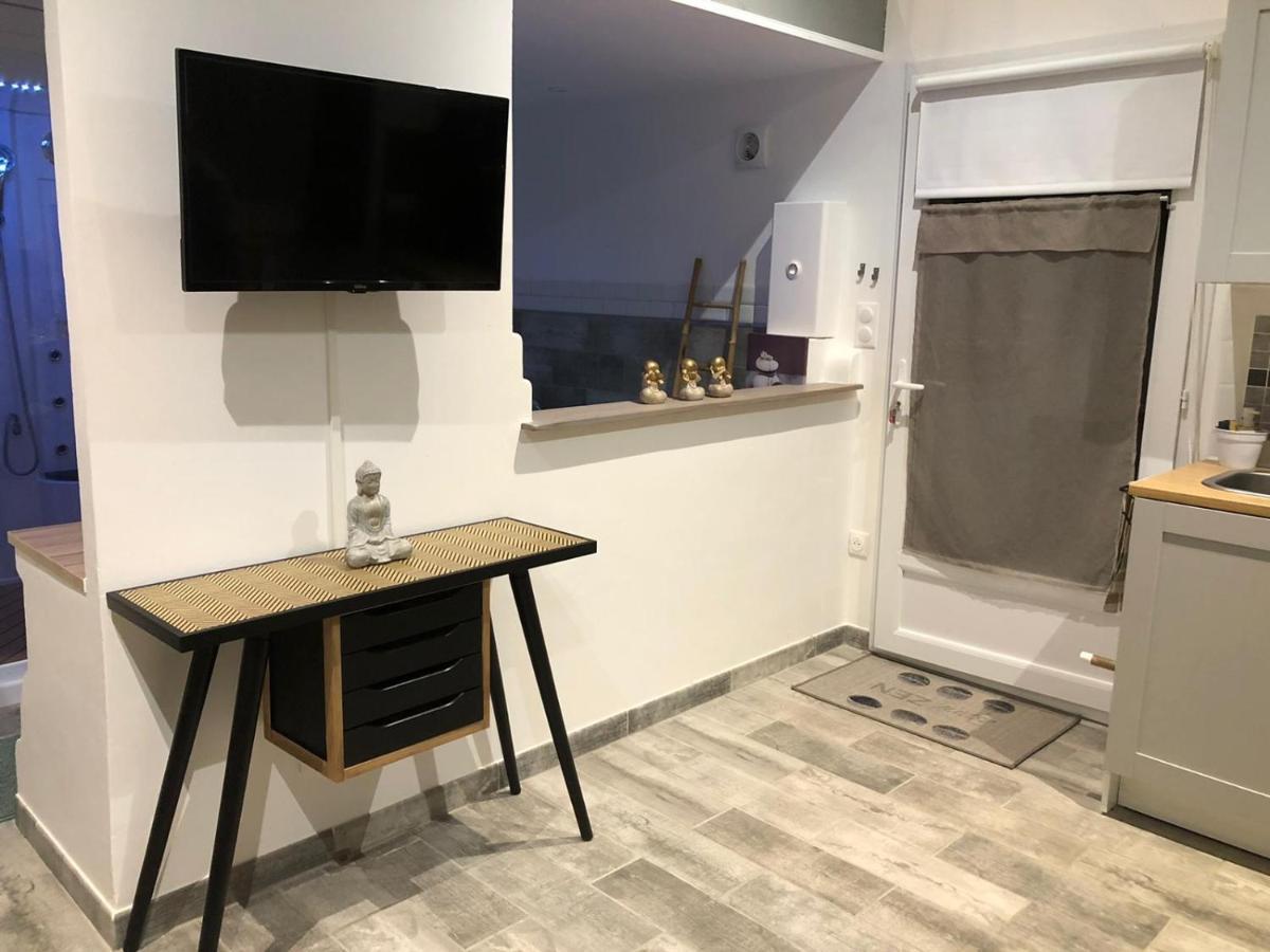 Esprit Zen En Provence Studio Spa Privatif Cheval-Blanc エクステリア 写真