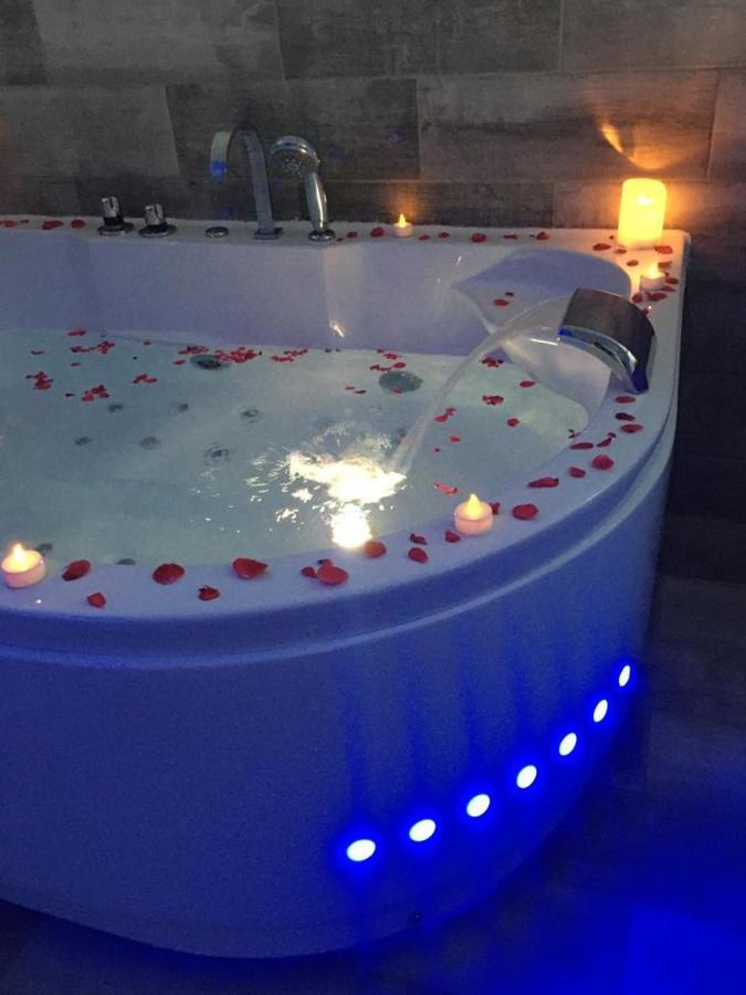 Esprit Zen En Provence Studio Spa Privatif Cheval-Blanc エクステリア 写真